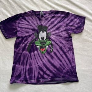 NEVER WORN DISNEY HALLOWEEN GOOFY TSHIRT SIZE YOUTH SMALL